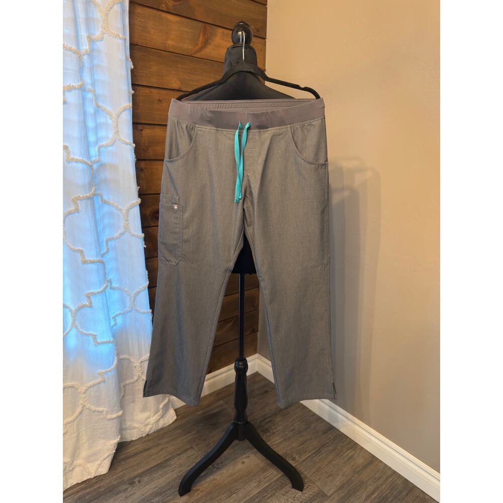 FIGS Technical Collection Scrub Pants – Gray –Size L –Straight Leg –Excellent
